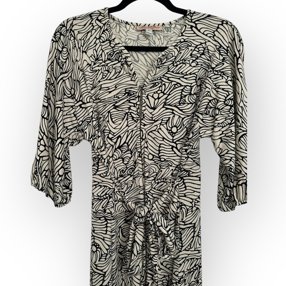 MARA HOFFMAN $340 Retail White/Black Silk Wrap Dress, Size Medium - Picture 9 of 16